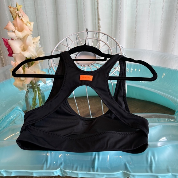 Fabletics Sporty Racerback Shaping Swim Tank in Black Size M - Picture 2 of 3